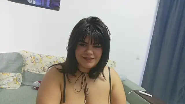 RubyBlakee online show from 09-30-25, 05:56
