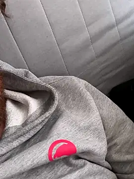 Snapshot of Long355 chatting on 09-28-25, 03:17 Long355 online show from 09-28-25, 03:17