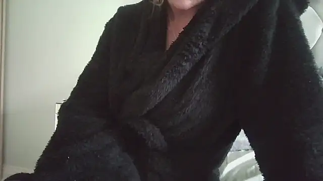 Snapshot of gracelayla chatting on 10-01-25, 11:16 gracelayla online show from 10-01-25, 11:16