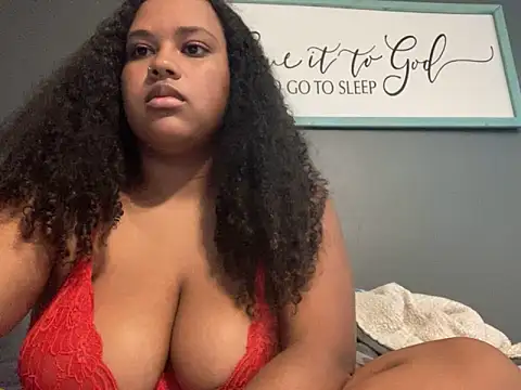 Snapshot of nicolette356 chatting on 10-20-25, 11:38 nicolette356 online show from 10-20-25, 11:38