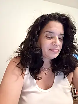 MoritaSalvaj online show from 10-17-25, 10:34