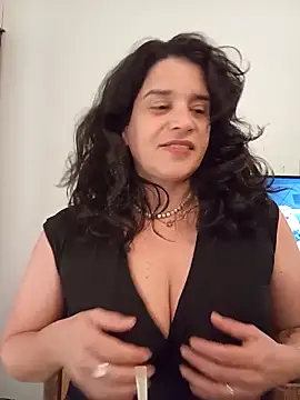 MoritaSalvaj online show from 10-21-25, 05:02