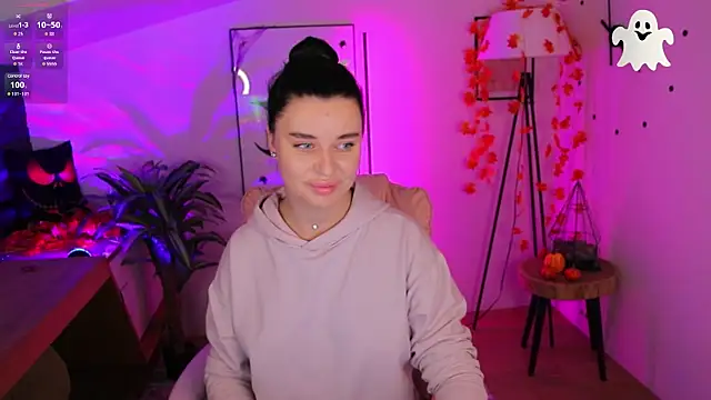 Snapshot of Black___Barbie chatting on 11-02-25, 09:06 Black Barbie online show from 11-02-25, 09:06