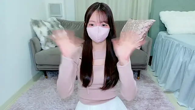 Seira  nn online show from 11-25-25, 01:11