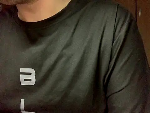 Snapshot of cazzo18cm3 chatting on 11-30-25, 06:34 cazzo18cm3 online show from 11-30-25, 06:34