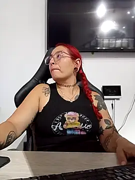 rojita-rojita online show from 10-14-25, 10:54