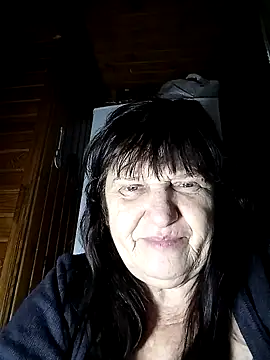 Apeesynka55211 online show from 12-01-25, 01:49