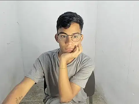 Deivi colins 23 online show from 10-13-25, 09:26