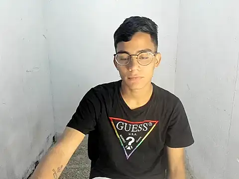 Deivi colins 23 online show from 10-16-25, 12:22