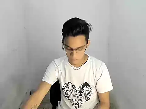 Deivi colins 23 online show from 11-15-25, 10:26