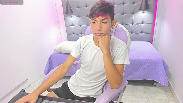 cherub  online show from 11-23-25, 12:27