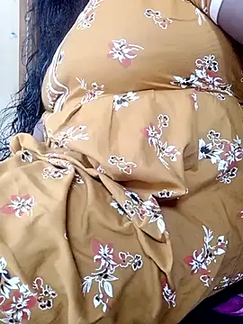 Snapshot of harinisree chatting on 11-17-25, 06:41 harinisree online show from 11-17-25, 06:41