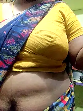 Snapshot of harinisree chatting on 11-30-25, 02:04 harinisree online show from 11-30-25, 02:04