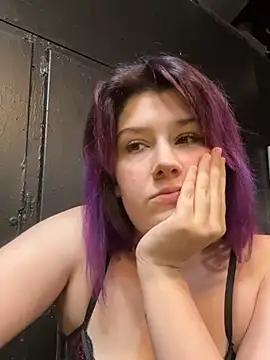 xxIvyDragonbornxx online show from 03-07-26, 04:31