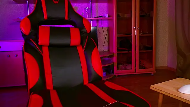 jeffreyue online show from 11-13-25, 03:55