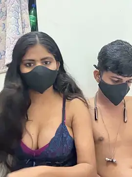 Snapshot of sexy-riya43 chatting on 11-16-25, 02:44 sexy-riya43 online show from 11-16-25, 02:44