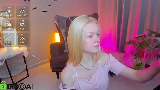 Snapshot of Callista_a chatting on 10-30-25, 11:22 Callista a online show from 10-30-25, 11:22