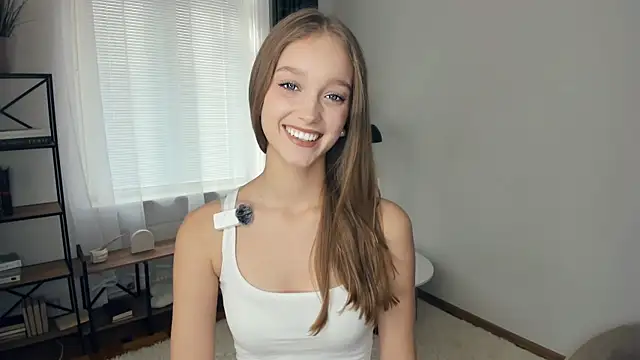 SerrenaAa online show from 10-09-25, 08:56