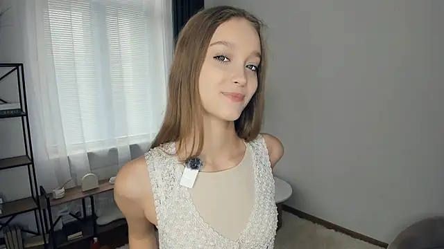 SerrenaAa online show from 11-05-25, 08:14