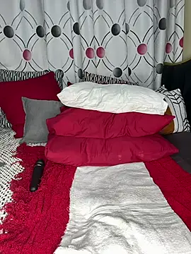 CynnxxxBarb online show from 10-18-25, 04:30