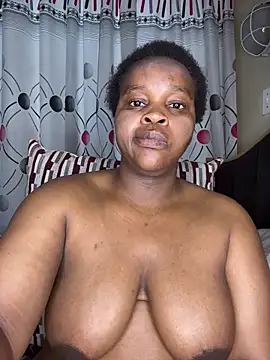 CynnxxxBarb online show from 11-14-25, 05:50