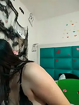 Snapshot of Valentina_Squirt- chatting on 11-06-25, 09:10 Valentina Squirt- online show from 11-06-25, 09:10