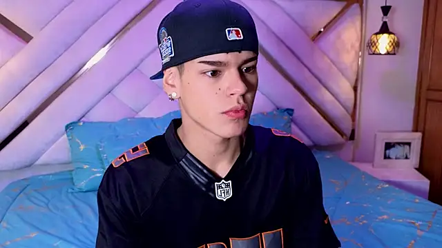 kevienmiet online show from 11-18-25, 11:36