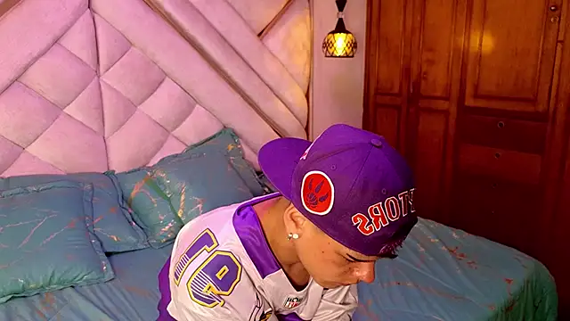 kevienmiet online show from 11-20-25, 12:05