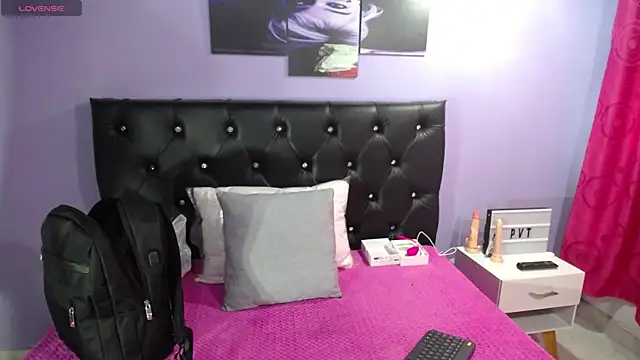 Jazmin ny online show from 10-29-25, 01:57