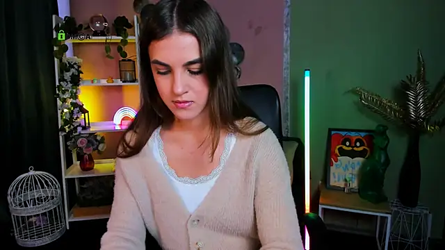 lina fox12 online show from 10-17-25, 12:30