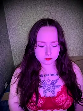 BambiGlow online show from 10-07-25, 05:59