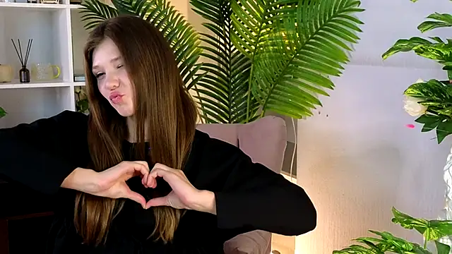 Snapshot of ClaireMcdargh chatting on 10-01-25, 03:40 ClaireMcdargh online show from 10-01-25, 03:40