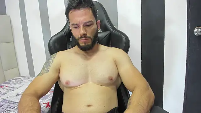 Snapshot of rambo_21_ chatting on 10-10-25, 11:20 rambo 21 online show from 10-10-25, 11:20