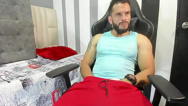 Snapshot of rambo_21_ chatting on 10-23-25, 11:31 rambo 21 online show from 10-23-25, 11:31