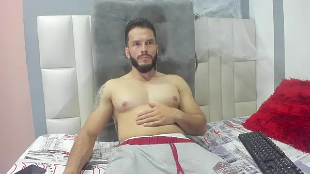 Snapshot of rambo_21_ chatting on 11-08-25, 12:27 rambo 21 online show from 11-08-25, 12:27