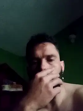 Snapshot of rambo_21_ chatting on 11-24-25, 02:06 rambo 21 online show from 11-24-25, 02:06