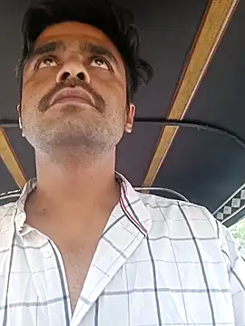 puneriboy32 online show from 11-13-25, 10:47