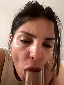 sweet manuella online show from 10-16-25, 08:04