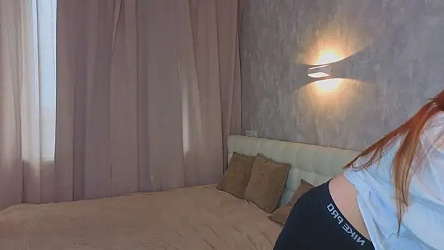 BobbieStenstrom online show from 10-05-25, 09:07
