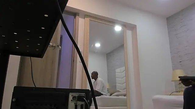 jax black online show from 11-01-25, 07:16