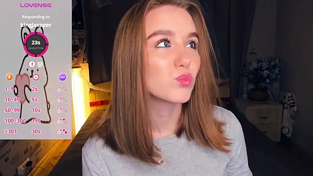 Snapshot of TienKnous chatting on 11-06-25, 07:15 TienKnous online show from 11-06-25, 07:15