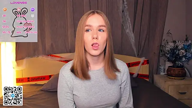 Snapshot of TienKnous chatting on 11-14-25, 07:12 TienKnous online show from 11-14-25, 07:12