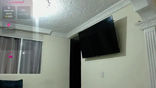 Michellx hot2 online show from 10-15-25, 12:16