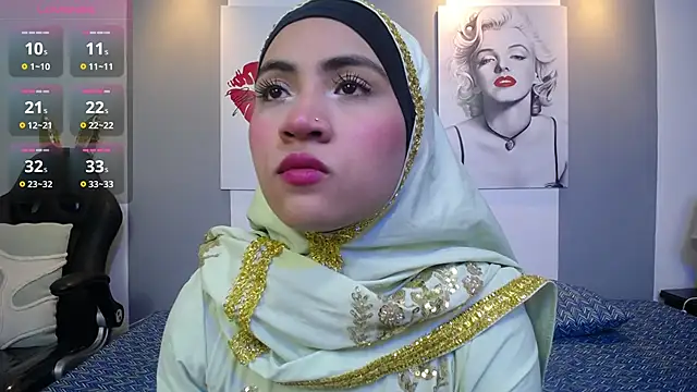 Neesha   online show from 11-17-25, 08:14