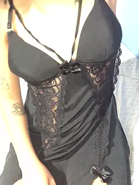 deby 03 online show from 10-31-25, 11:28