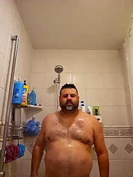 Roddog18 online show from 11-26-25, 06:47