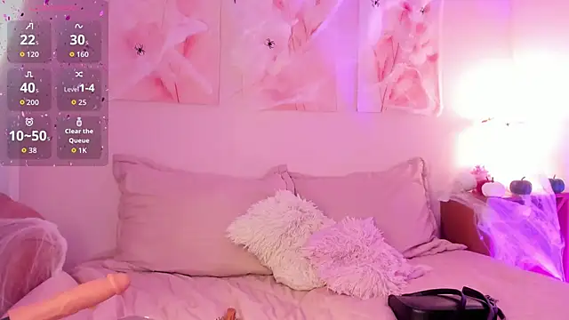 Nikolbrice online show from 10-18-25, 07:14