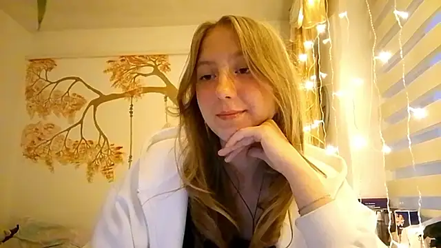 CarynFlaryn online show from 10-09-25, 04:10