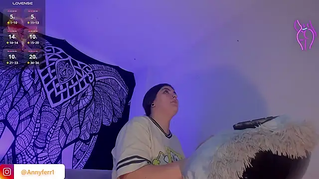 Anny ferrer1 online show from 02-17-26, 11:33