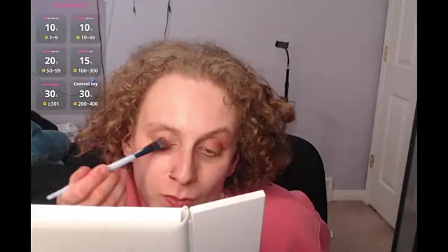 Snapshot of cinderellie chatting on 10-30-25, 03:19 cinderellie online show from 10-30-25, 03:19